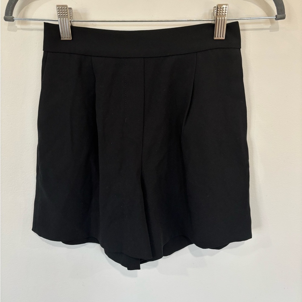 Aritzia Babaton Pull On 5” Shorts